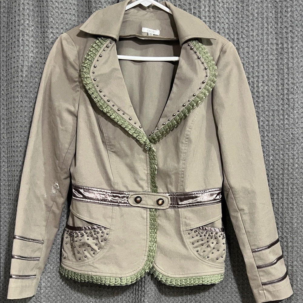 Amazing Women's Jacket with Green and brown Accents. Touch of Renaissance.